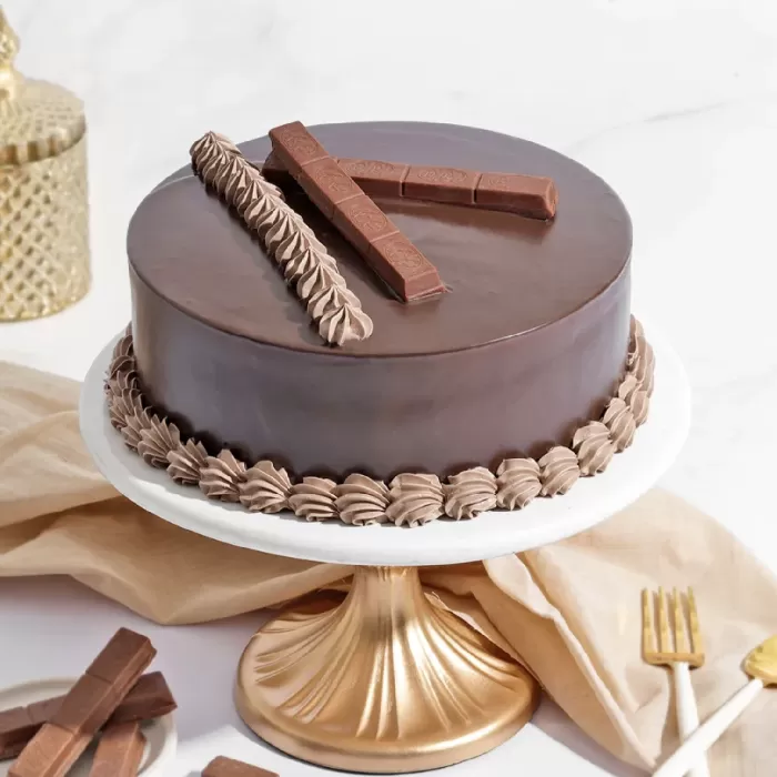 KitKat Chocolate Cake - Cake Under 399