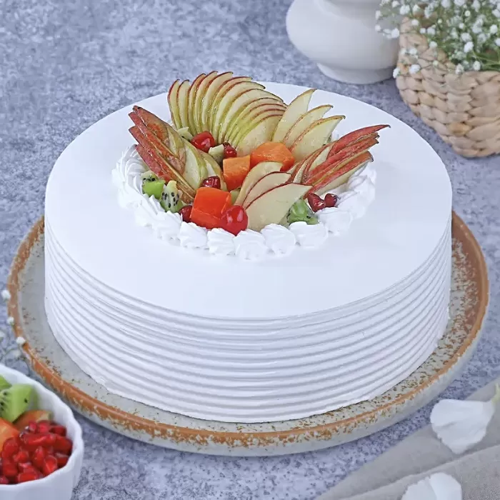 White Creamy Fruit Cake