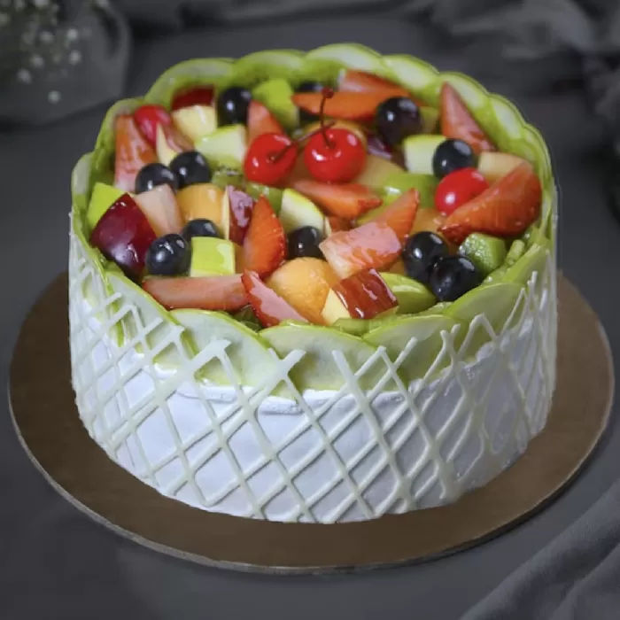 Mix Fruit Birthday Cake 